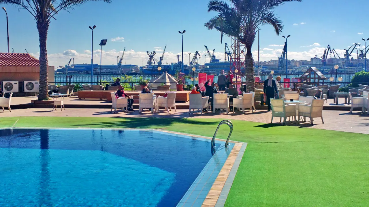 الفندق ريستا - بورسعيد